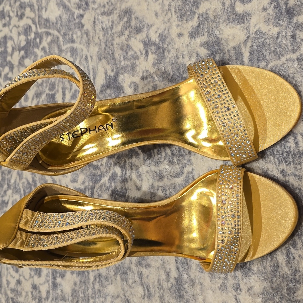 New with Tags heels